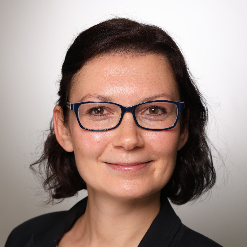 Dr. Mandy Knüpfer - Projektmanagerin - Institut für Mikrobiologie der ...