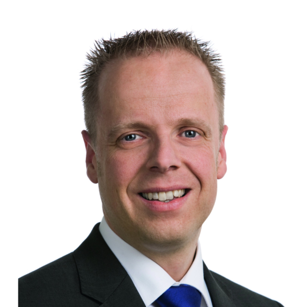 Thorsten Malter - Portfoliomanager (incl. Aktienresearch) - DEKA Investment GmbH | XING - thorsten-malter-foto.1024x1024