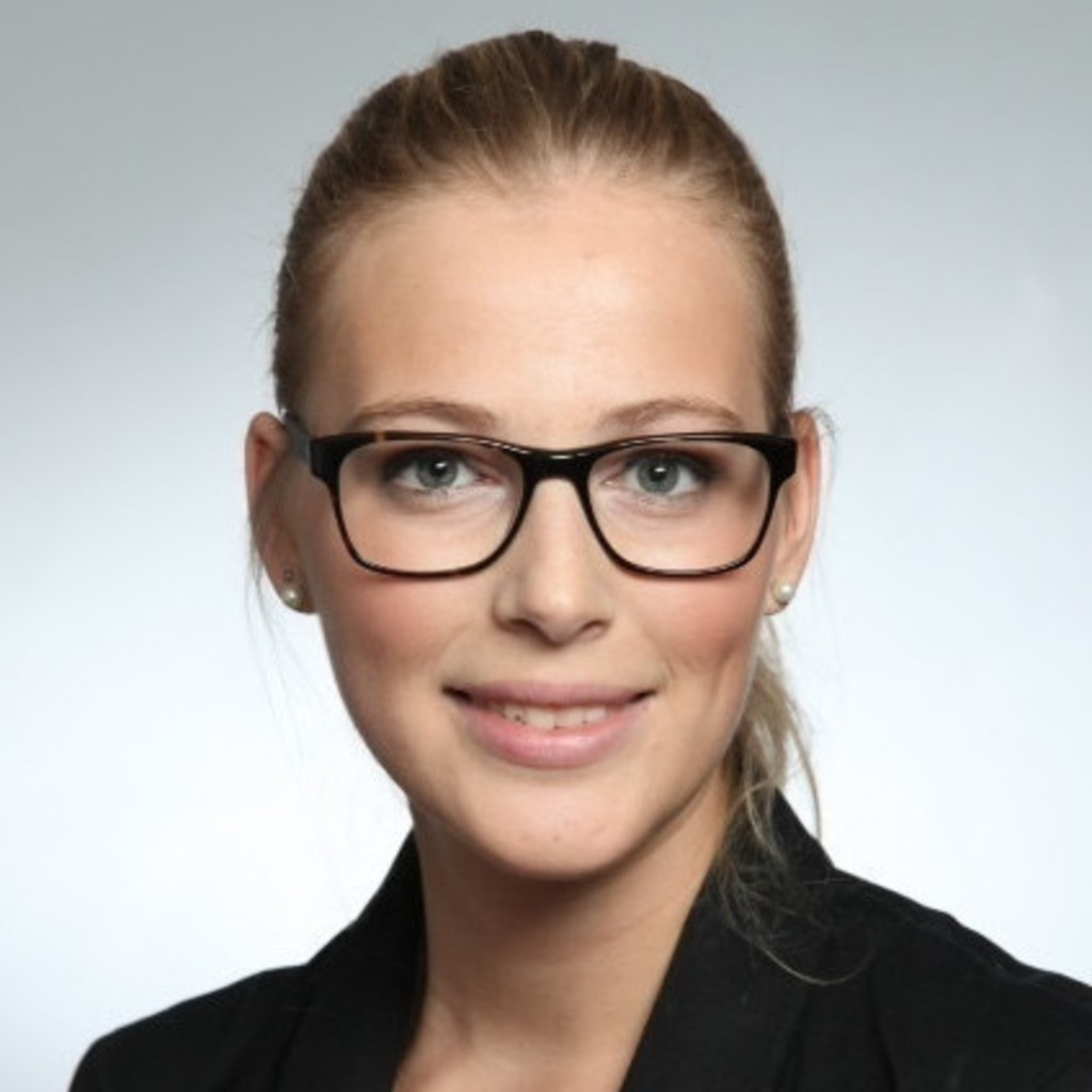 Nina Heppner - Medien- und Kommunikationsmanagement - MediaDesign Hochschule ...
