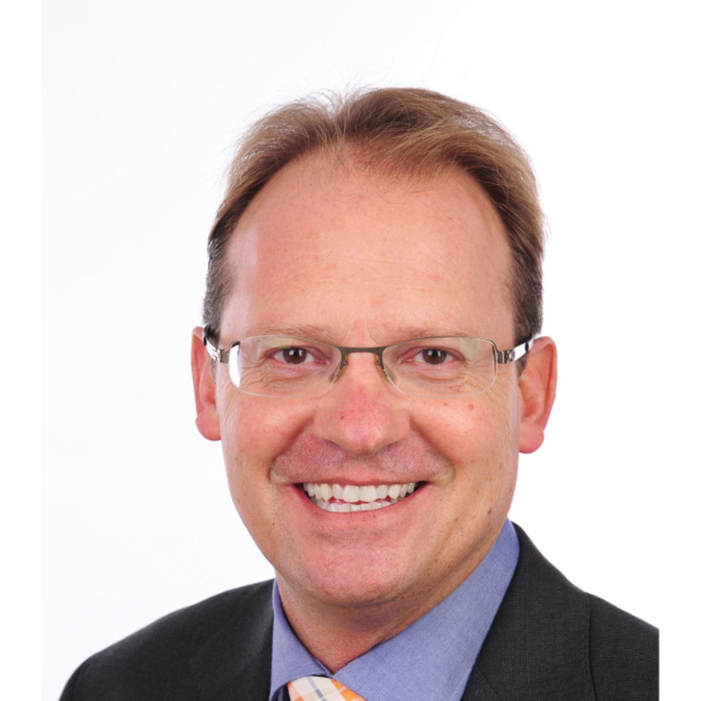 Tobias Jerschke - Senior Vice President Integrated Logistics - Kühne + Nagel ...