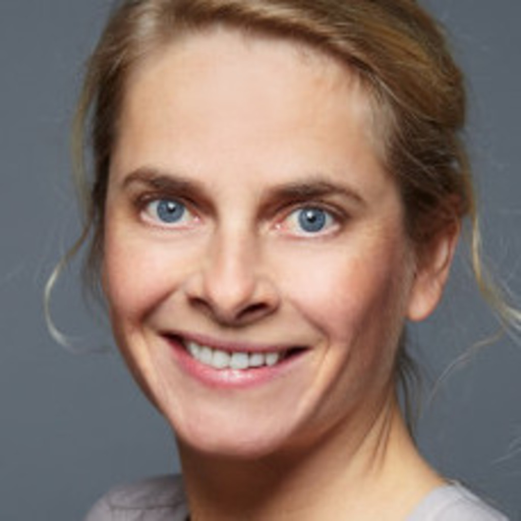 <b>Sabine Theißen</b> - Test Manager / IT Test Specialist - IBM Deutschland GBS ... - sabine-thei%C3%9Fen-foto.1024x1024