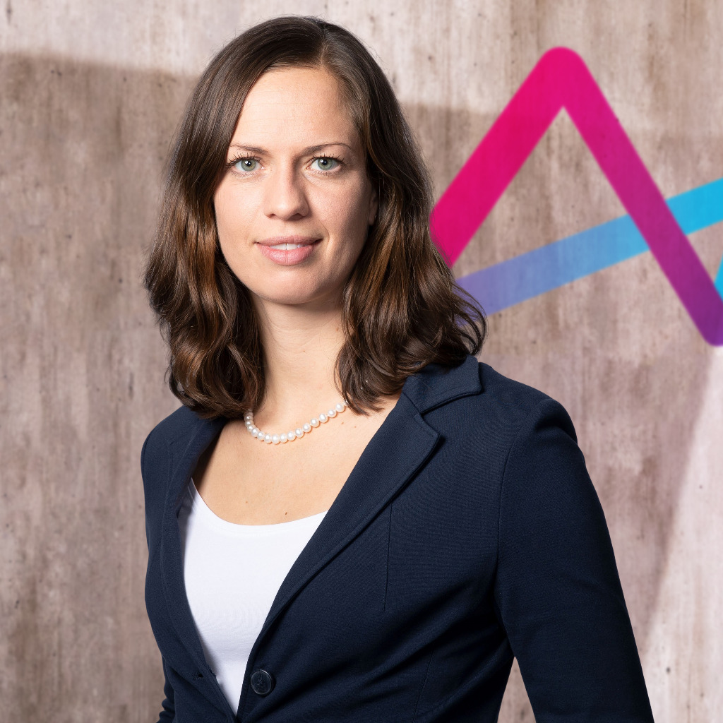 <b>Claudia Kirch</b> MA - Online Redakteurin / Kampagnenmanagerin - A1 Telekom ... - savalin-rehm-foto.1024x1024