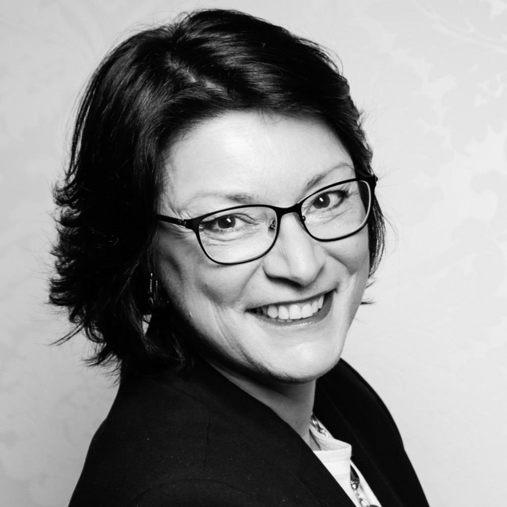 Angelika Dickmann - Assistentin Leiter Berechnung F&E - unbenannt | XING