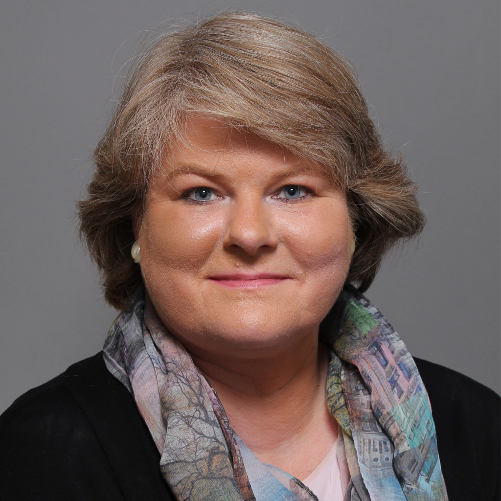 Ulrike Kühn - Financial Business Partner - Maersk Deutschland A/S & Co KG | ...