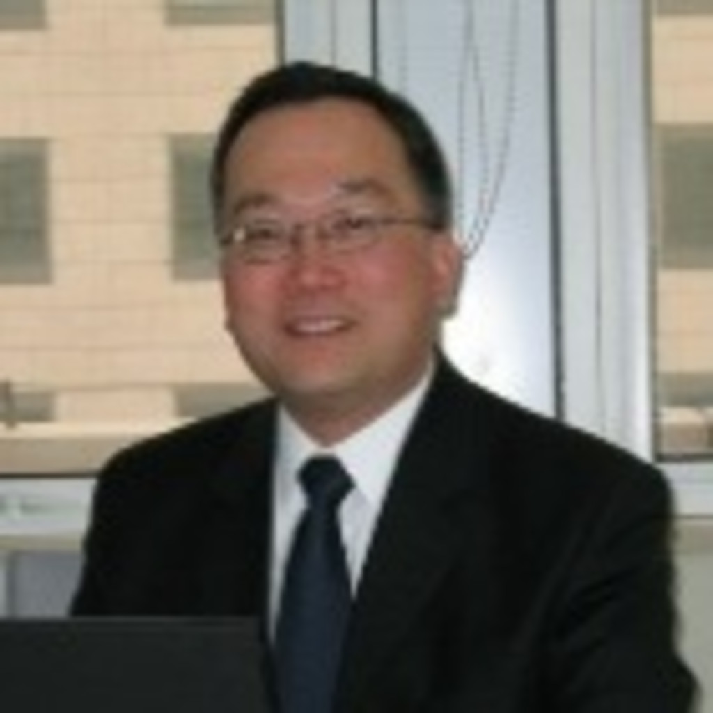 <b>Karl Hecht</b> - Head of Market Management, ASEAN Markets, Mitsubishi Fuso Truck ... - vincent-boudville-foto.1024x1024