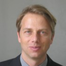 Dr. Michael Hoelscher