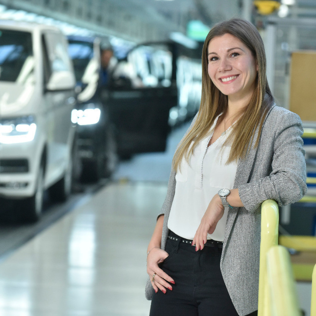 Selina Mareile Adam - Bezirksleiterin Vertrieb After Sales - Volkswagen ... - antonella-longo-foto.1024x1024