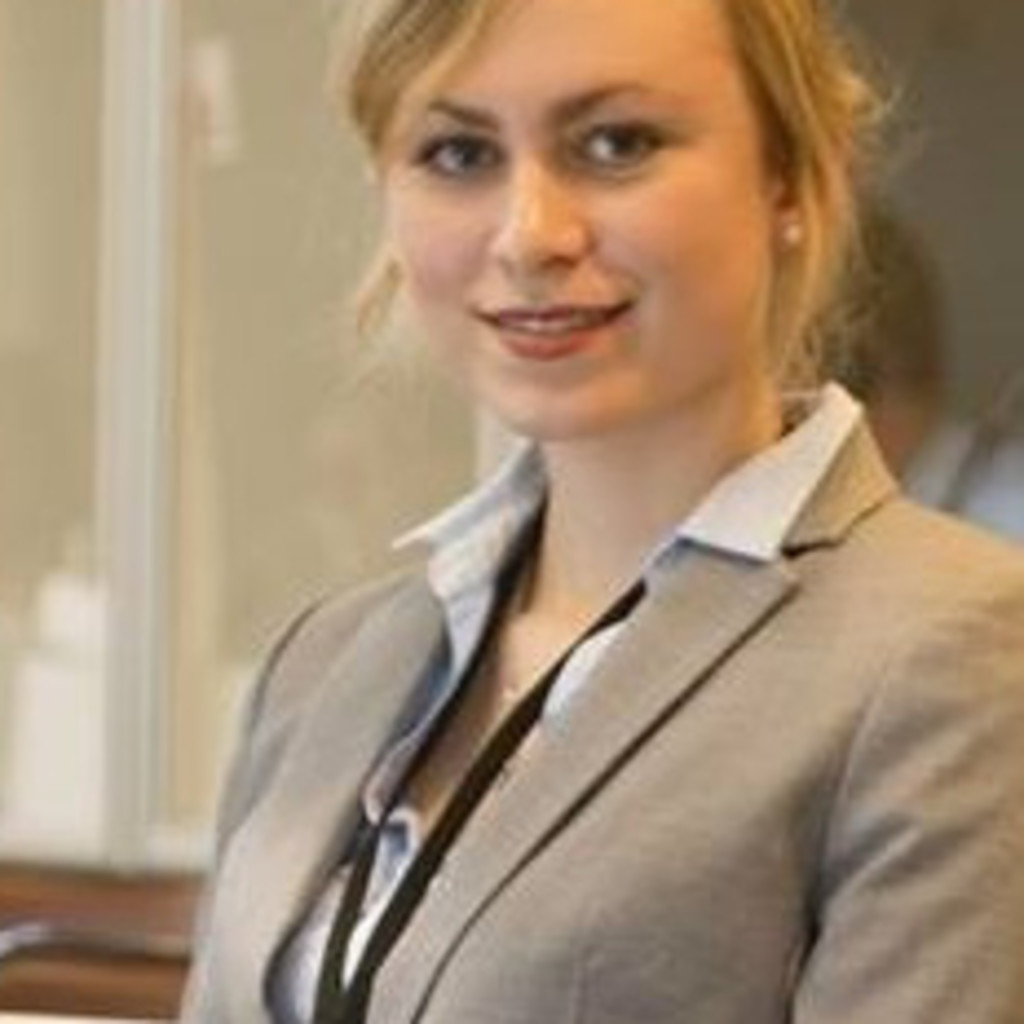 Lisa Marie Evers - Comparative and European Law - Hanse Law School | XING - lisa-marie-evers-foto.1024x1024