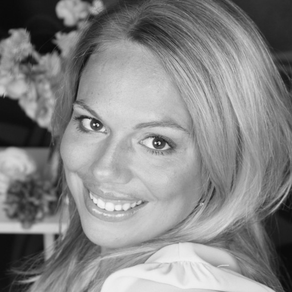 Eliza Zawada - Head of Marketing, Polish - Amazon Deutschland Services GmbH, ...