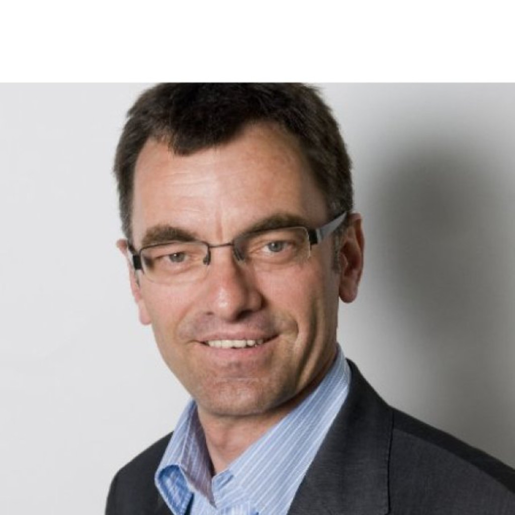 Thomas Niklaus - Managing Director, Head PB IT Efficiency Management ...
