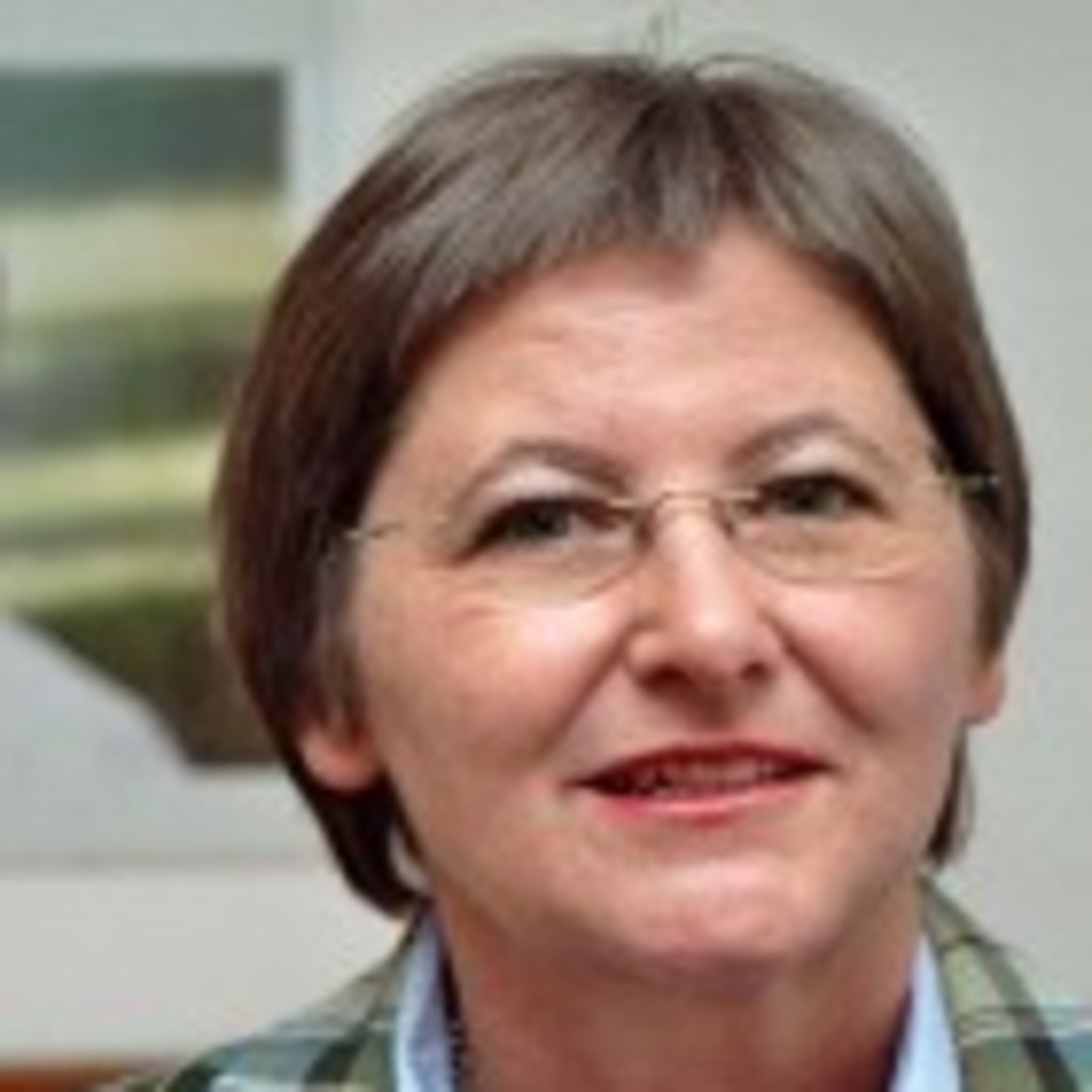 <b>Claudia Dieckmann</b> - Geschäftsführer - Institut für Energiearbeit | XING - claudia-dieckmann-foto.1024x1024