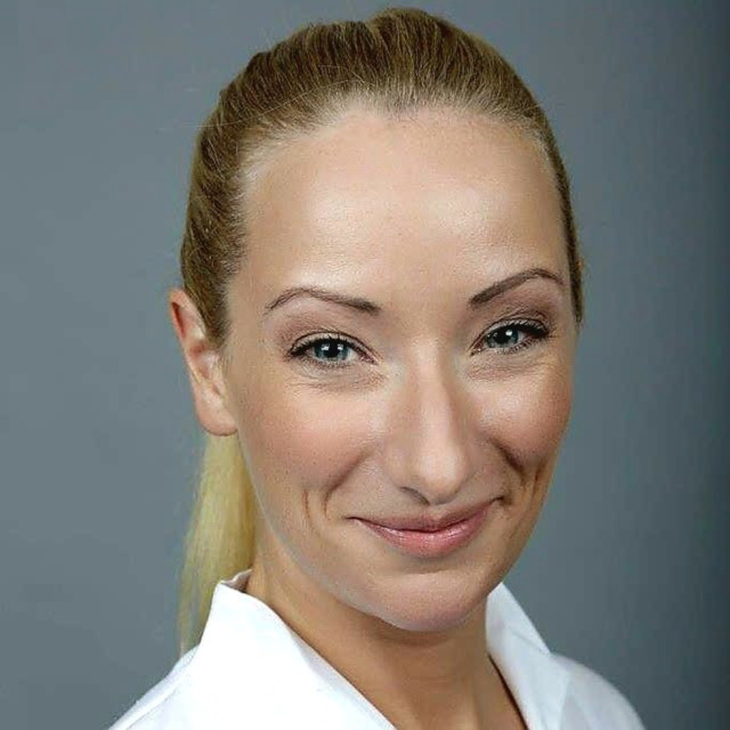 Verena Oyen - Senior Kundenberatung/Senior-Projektmanager Online - NUISOL.