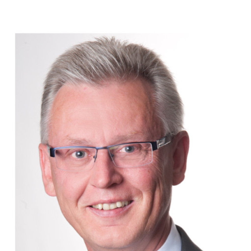 Dr. Klaus-Peter Dyck - Senior Manager Marketing & Application - Fujitsu ...
