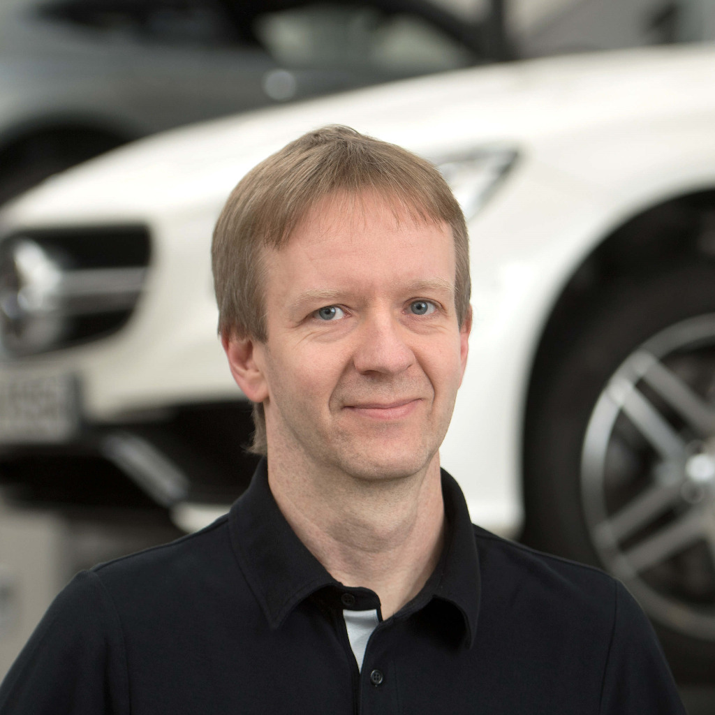 <b>Mario Maeder</b> - Leiter After-Sales Technik für Aggregate-Anbauteile - Daimler ... - mario-maeder-foto.1024x1024