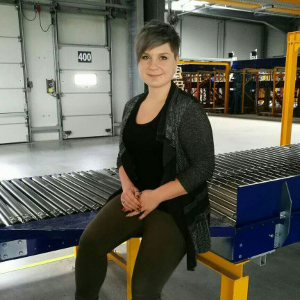 <b>Mandy Sturm</b> - Kauffrau für Spedition und Logistikdienstleistung - Yusen Air ... - jacqueline-k%C3%B6hler-foto.1024x1024
