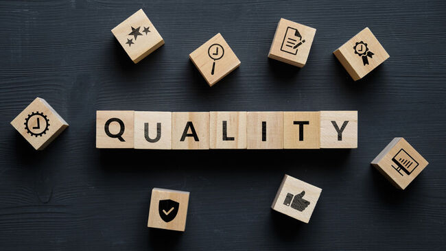 CAQ-Systeme in der Industrie: Effiziente Qualitätssicherung mit digitalen Lösungen - iqs - CAQ mit System