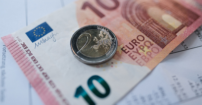 Erhöhung Mindestlohn und Bestandsschutzregelungen für Beschäftigte im Bereich von 450 EUR bis 520 EUR ab dem 01.10.2022