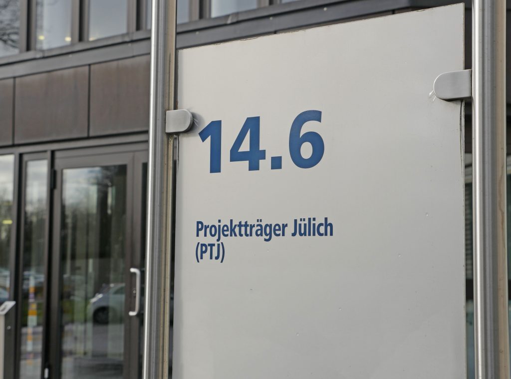 „P“ = Projektträger Jülich (PtJ)