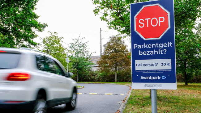 Coswig: Neues Parkplatz-System im Fachkrankenhaus scharfgestellt